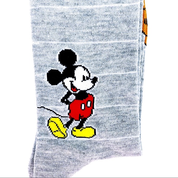🆕 Disney Mickey Mouse Pluto Gray Crew Socks - Picture 3 of 6